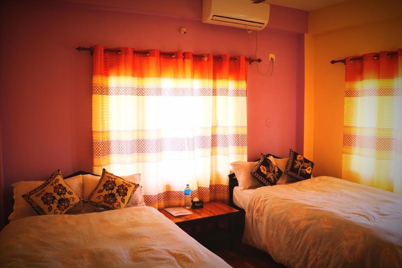 Hotel National Park Sauraha- Homely Stay And Peaceful Location With Jungle Safari Arrangements Εξωτερικό φωτογραφία