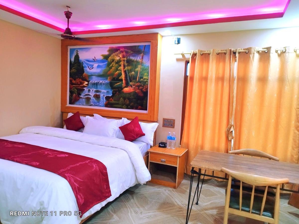 Hotel National Park Sauraha- Homely Stay And Peaceful Location With Jungle Safari Arrangements Εξωτερικό φωτογραφία