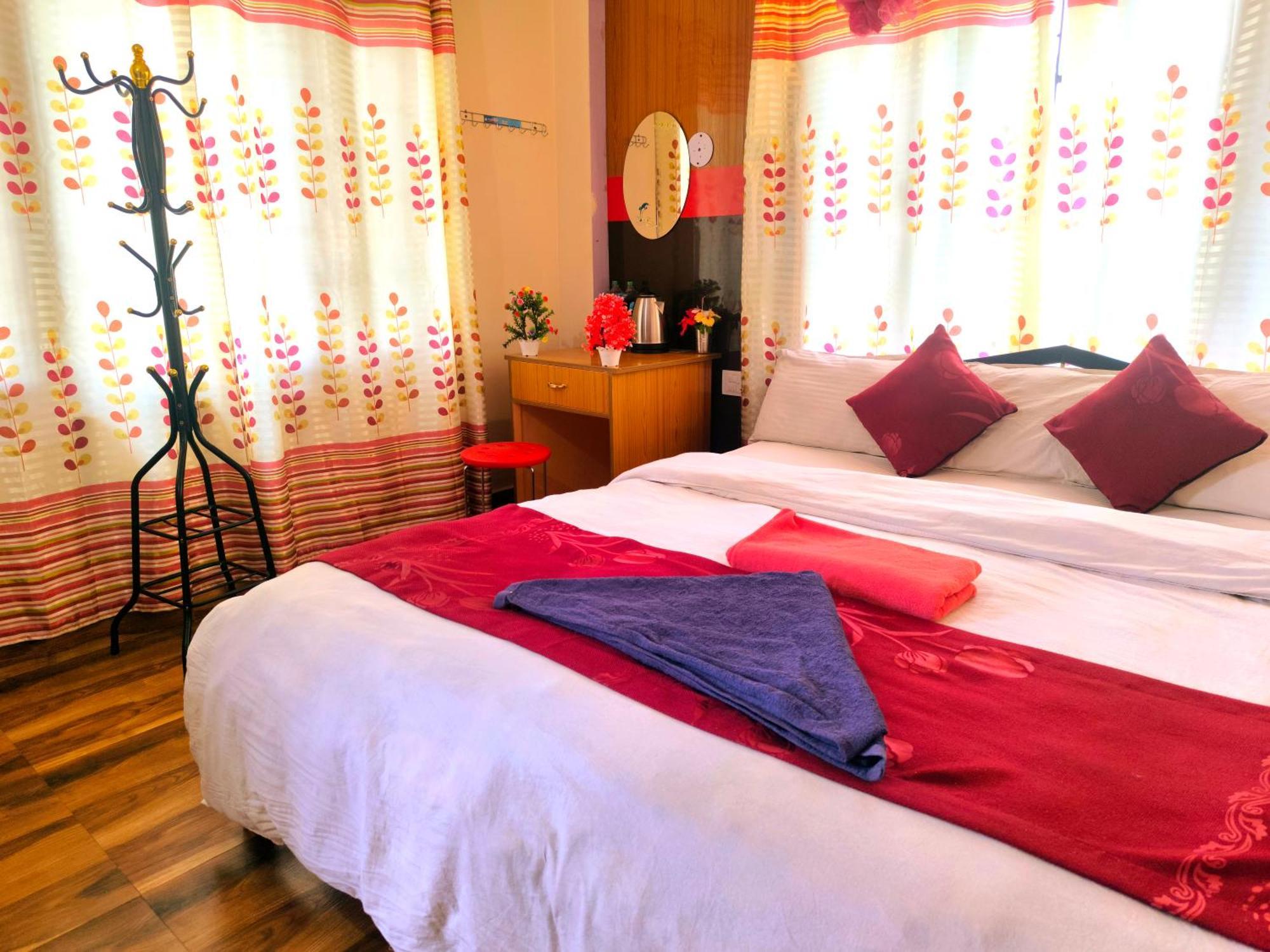 Hotel National Park Sauraha- Homely Stay And Peaceful Location With Jungle Safari Arrangements Εξωτερικό φωτογραφία